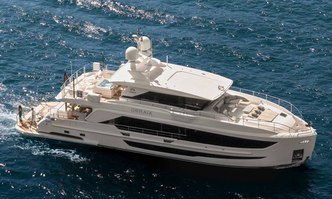 Orraia yacht charter Horizon Motor Yacht