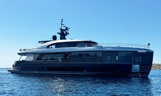 Alma III yacht charter Azimut Motor Yacht