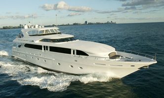 Outta Touch yacht charter Intermarine - USA Motor Yacht