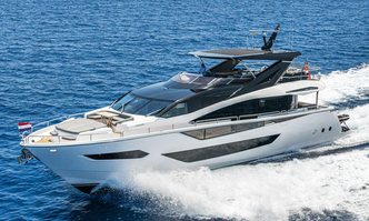 Junior yacht charter Sunseeker Motor Yacht