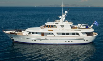 Suncoco yacht charter Lowland Yachts Motor Yacht