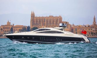 Infinito yacht charter Sunseeker Motor Yacht