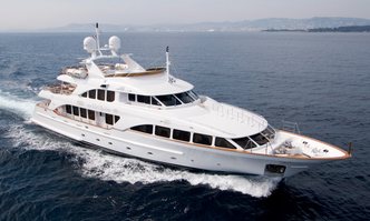 Aura yacht charter Benetti Motor Yacht