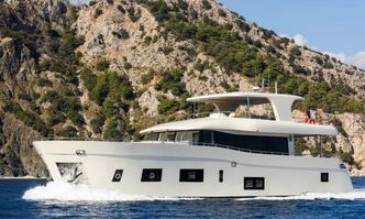 TanWay yacht charter Custom Motor Yacht