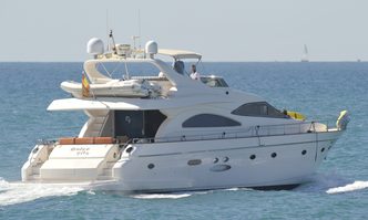 Dolce Vita yacht charter Astondoa Motor Yacht