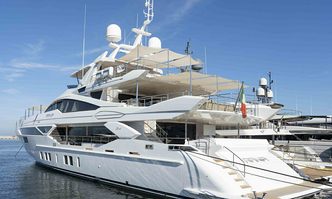Rania yacht charter Benetti Motor Yacht