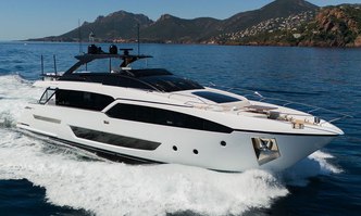 G yacht charter Riva Motor Yacht