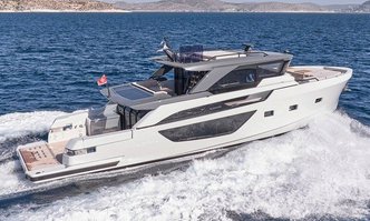 Duchess yacht charter Bluegame Motor Yacht