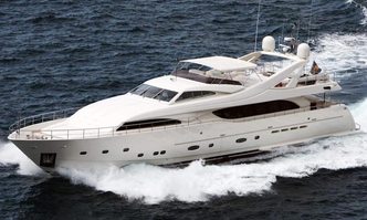 Maestro yacht charter Custom Line Motor Yacht