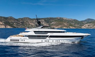 R.M.F yacht charter Sanlorenzo Motor Yacht