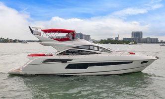 Gem yacht charter Sunseeker Motor Yacht