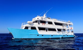 Aqua yacht charter Custom Motor Yacht