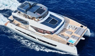 Alina yacht charter Fountaine Pajot Motor Yacht