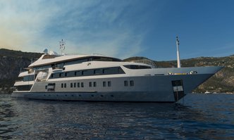 Marquise yacht charter Austal Motor Yacht