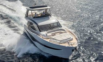 Sohaz IV yacht charter Princess Motor Yacht