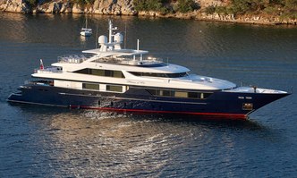 Reve D'or yacht charter Sanlorenzo Motor Yacht