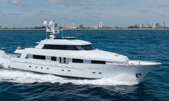 Lanida yacht charter Delta Marine Motor Yacht
