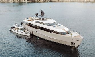 Sal yacht charter Sanlorenzo Motor Yacht