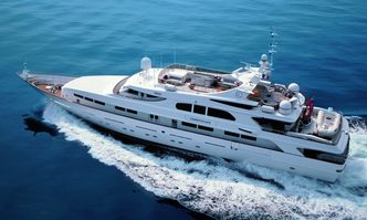 Il Sole yacht charter Benetti Motor Yacht