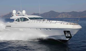 Veni Vidi Vici yacht charter Overmarine Motor Yacht