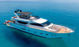 Salty yacht charter Spertini Alalunga Motor Yacht