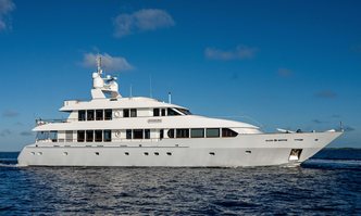 Package Deal yacht charter Trident Motor Yacht