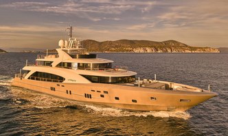 La Pellegrina yacht charter Couach Motor Yacht