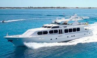 Il Capo yacht charter Broward Motor Yacht