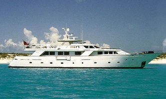 Espinola yacht charter Codecasa Motor Yacht