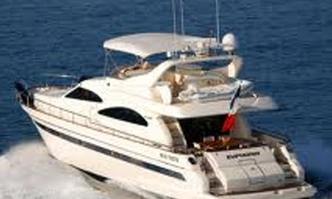 LEIMAO yacht charter Astondoa Motor Yacht