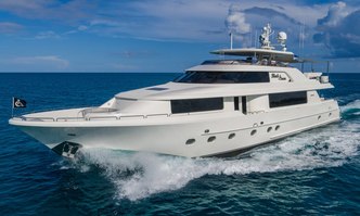 Black Swan yacht charter Westport Yachts Motor Yacht