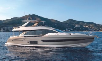 DT78 yacht charter Azimut Motor Yacht