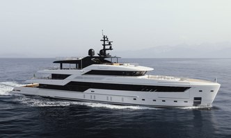 Contigo yacht charter Sanlorenzo Motor Yacht