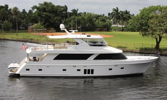 Uncorked yacht charter Ocean Alexander Motor Yacht