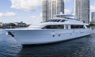 Vita 2 yacht charter Hatteras Motor Yacht