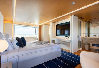 Charter yacht PH2 master cabin overview