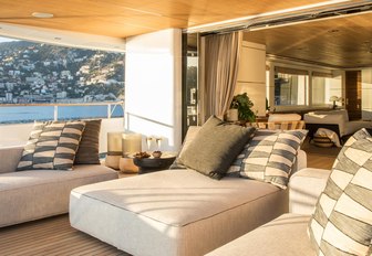 Main salon of charter yacht Mimi La Sardine