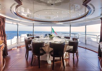 dining with 180-degree views on board luxury yacht CHECKMATE 