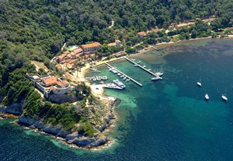 An aerial view of the yachts berthed in Port-Cros