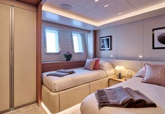 Charter yacht PARA BELLVM twin cabin overview