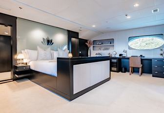 Charter yacht LOTUS master cabin overview