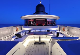 secluded lounging area on the foredeck of motor yacht OKTO