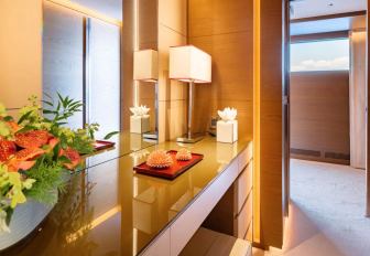 Charter yacht NAIA dressing area with large vanity mirror