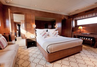 Master cabin on superyacht ELEMENT