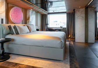 Charter yacht RAJA² master cabin with central berth