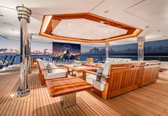 Charter yacht BATELLO exterior cinema setup