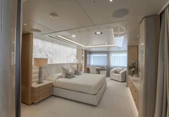 Superyacht charter PERSEVERANCE master cabin overview