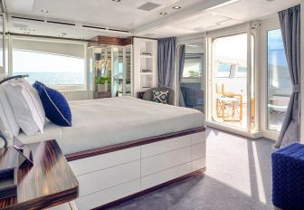 Charter yacht AFRICA I master cabin overview