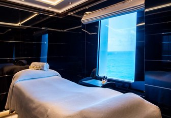 Massage room onboard MY North Star