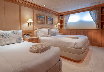 Charter yacht LAUREL twin cabin